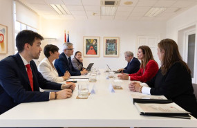 ep la ministra de vivienda y agenda urbana isabel rodriguez la segunda en la izquierda y la decana