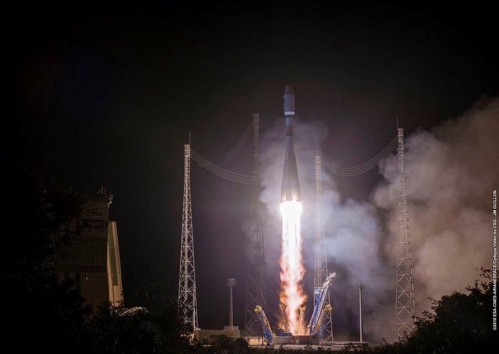 ep lanzamiento del tercer satelite de la serie metop metop-c desde el puerto espacial europeo de la