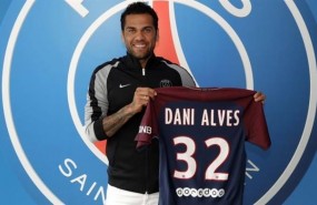 ep lateral izquierdo brasileno dani alves