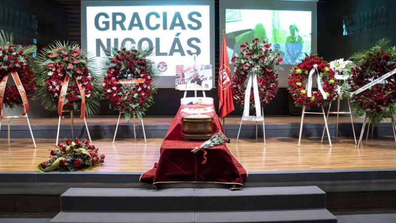 ep los restos mortales del ex secretario general de ugt nicolas redondo en la capilla ardiente ep los restos mortales del ex secretario general de ugt nicolas redondo en la capilla ardiente