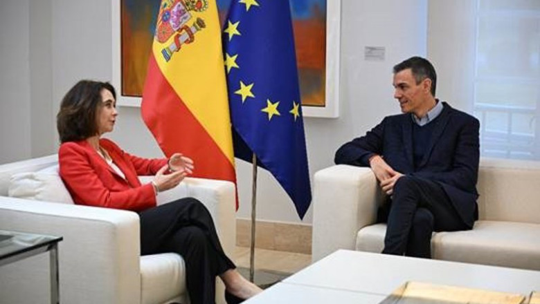 ep pedro sanchez con la ceo del grupo veolia