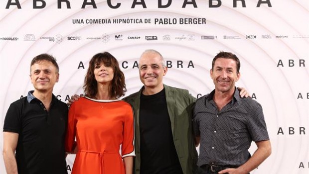 ep presentacionla pelicula abracadabra