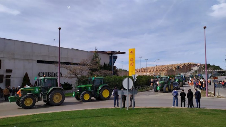 Protesta de agricultores y ganaderos en Cuenca. | EUROPA PRESS ep protesta de agricultores y ganaderos en cuenca