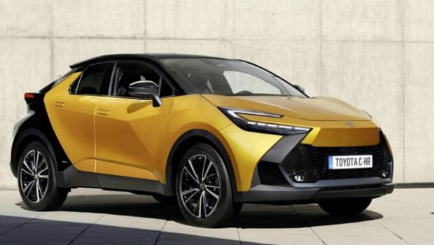 ep toyota renueva el c hr plug in hybrid con su nuevo acabado spirit disponible desde 38250 euros ep toyota renueva el c hr plug in hybrid con su nuevo acabado spirit disponible desde 38250 euros