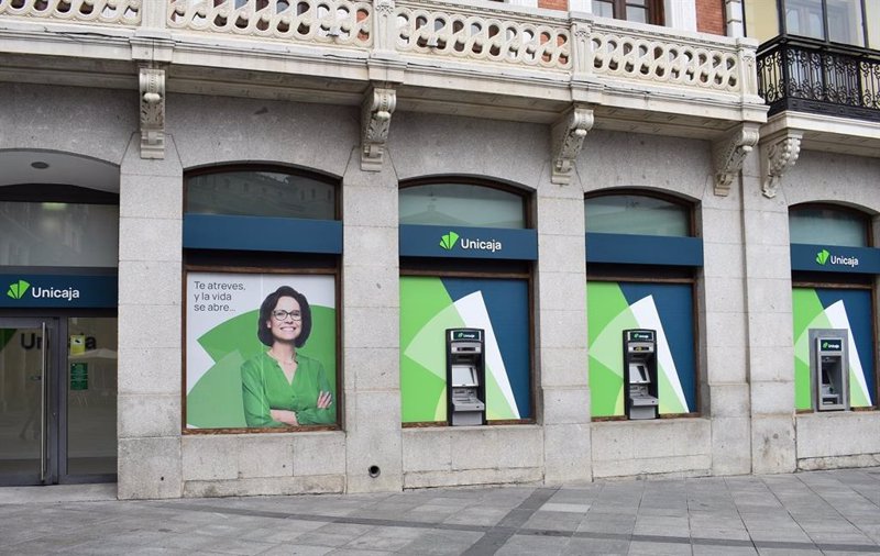 Unicaja lanza una línea de financiación de más de 1.000 millones para cultivos intensivos