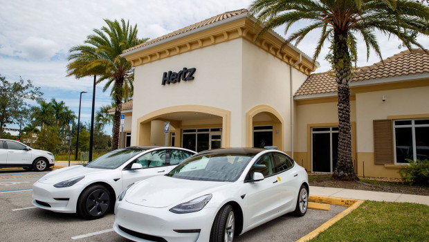 hertz dl tesla