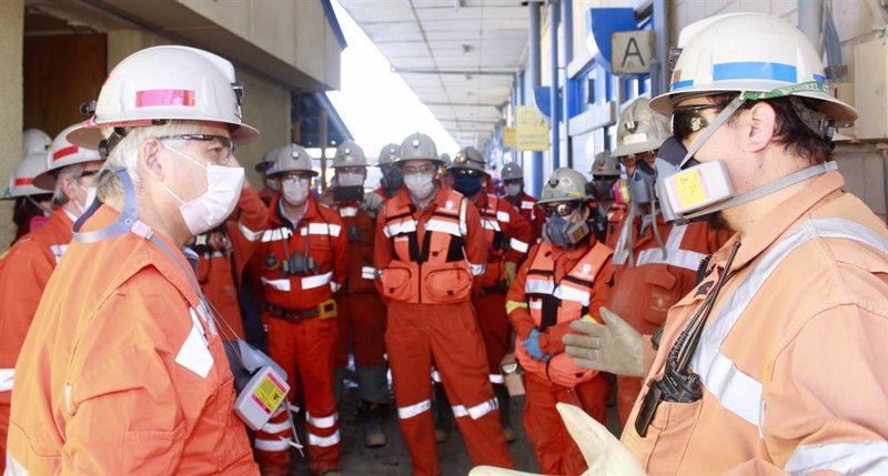 ep archivo   trabajadores de codelco