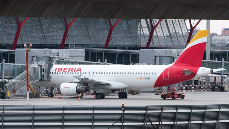 Archivo - Un avión de Iberia en una de las pistas del aeropuerto de Adolfo Suárez | Gustavo Valiente - Europa Press - Archivo ep archivo un avion de iberia en una de las pistas del aeropuerto de adolfo suarez