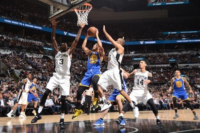 ep curry anotagolden state warriors - san antonio spurs