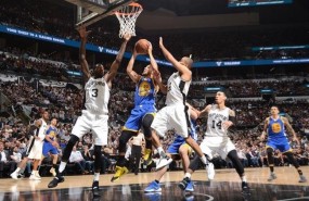 ep curry anotagolden state warriors - san antonio spurs