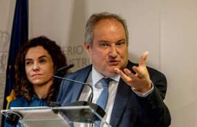 ep el ministro de industria y turismo jordi hereu y la secretaria de estado de turismo rosario