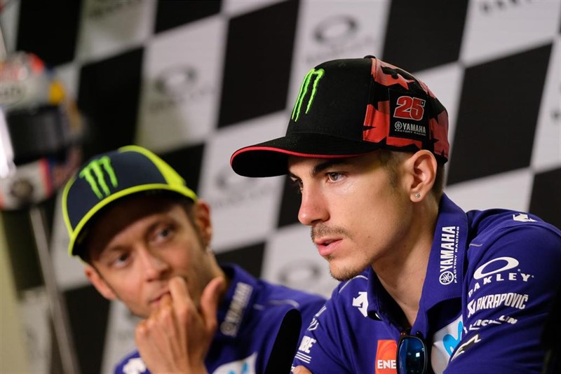 ep el piloto espanol maverick vinales en rueda de prensa