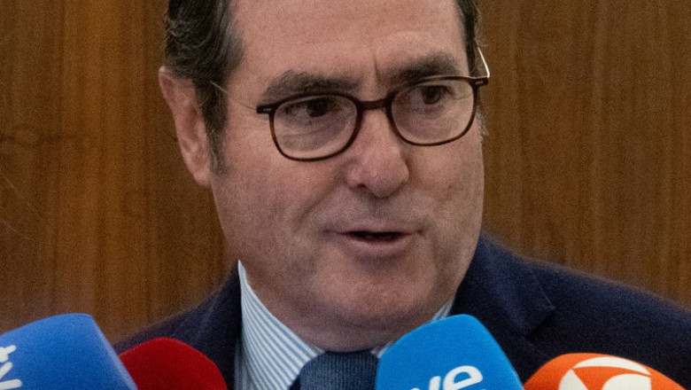 ep el presidente de la ceoe antonio garamendi atiende a los medios de comunicacion durante el ii esg ep el presidente de la ceoe antonio garamendi atiende a los medios de comunicacion durante el ii esg