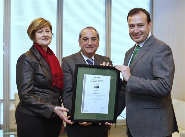 Iberdrola recibe el primer certificado Aenor de Huella Ambiental Corporativa | IBERDROLA ep iberdrola recibeprimer certificado aenorhuella ambiental corporativa