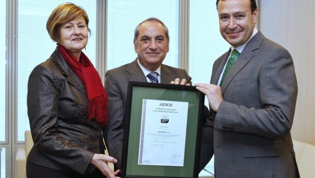 ep iberdrola recibeprimer certificado aenorhuella ambiental corporativa
