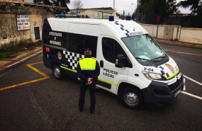 ep imagen de un policia local de granada