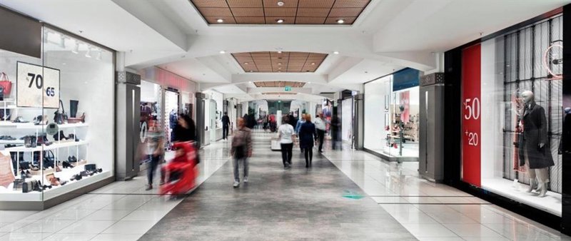 ep imagen del interior de un centro comercial