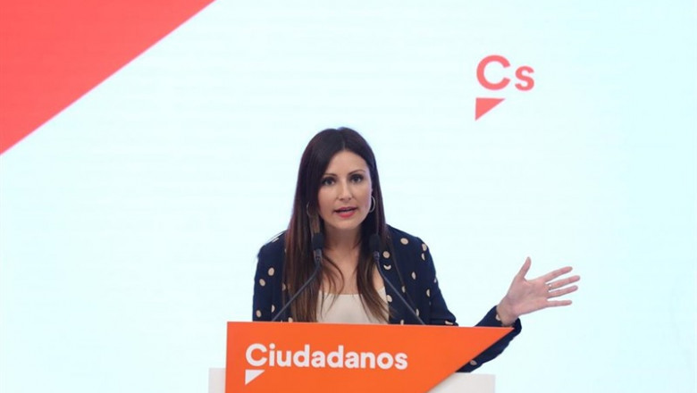 La portavoz nacional de Ciudadanos, Lorena Roldán, ofrece una rueda de prensa en la sede del partido tras la reunión de la Ejecutiva Permanente. | Marta Fernández - Europa Press ep la portavoz nacional de ciudadanos lorena roldan ofrece una rueda de prensa en la sede del