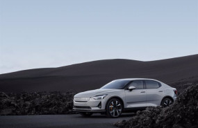 ep polestar lanza actualizaciones en el interior y exterior de su nuevo polestar 2 modelo 2025