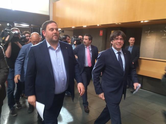 El vicepresidente, Oriol Junqueras, y el presidente, Carles Puigdemont | EUROPA PRESS ep vicepresidente oriol junqueras ypresidente carles puigdemont