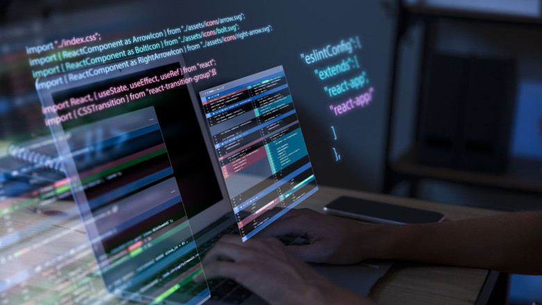 experiencia en programacion con una persona que trabaja con codigos en la computadora 
