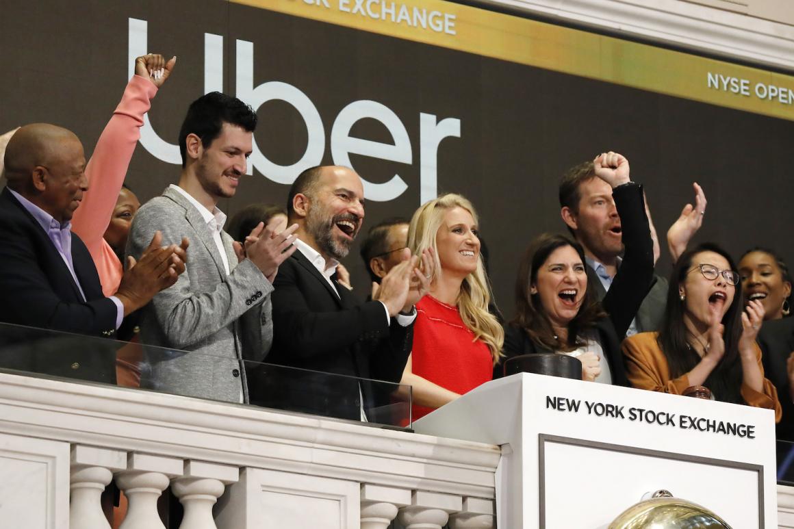 Lyft sigue sufriendo en bolsa, mientras Uber alcanza su precio de OPV