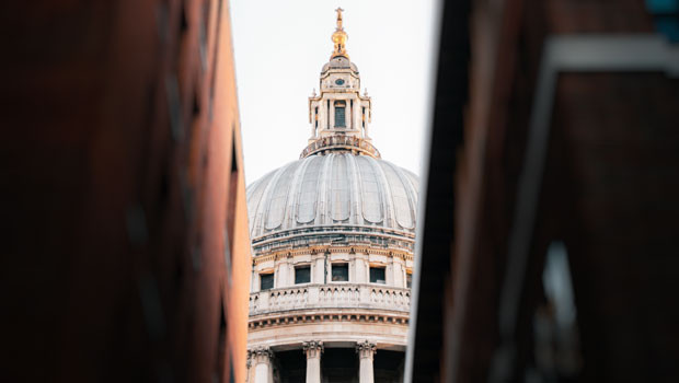 dl city of london square mile st pauls cathedral financial district trading london stock exchange unsplash