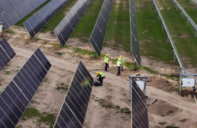 ep apple invierte en energia solar en espana con una planta de 105 mw en segovia