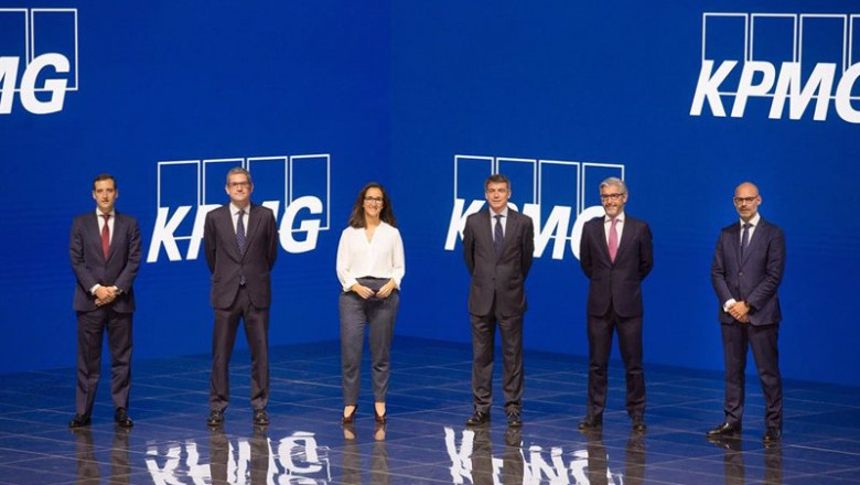 Archivo - De izquierda a derecha: Fernando Ramos, David Hurtado, Noelle Cajigas, Carlos Solans, Javier Torres y Héctor Domínguez. | SANTI BURGOS/KPMG - Archivo ep archivo de izquierda a derecha fernando ramos david hurtado noelle cajigas carlos solans javier