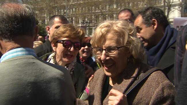 Carmena acude a la concentración en demanda de unas pensiones públicas "dignas" | EUROPA PRESS ep carmena acudela concentraciondemandaunas pensiones publicas dignas