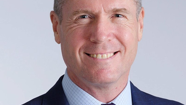 ep clive turton nuevo presidente ejecutivo de la division de activos verdes