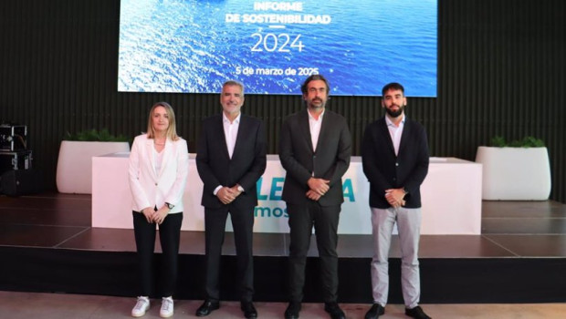 ep de izquierda a derecha pilar boix directora de comunicacion de baleria adolfo utor presidente de