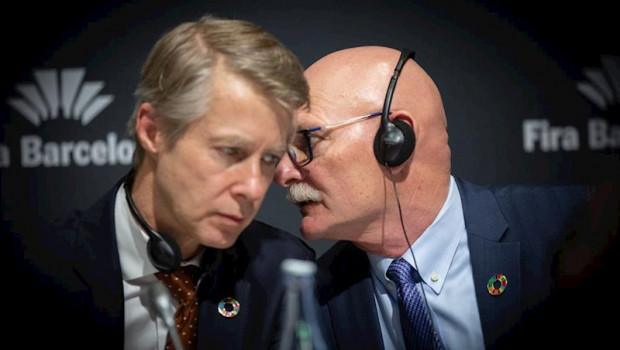 ep el director general de gsm association mats granryd iy el consejero delegado de gsma john hoffman