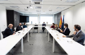 ep el gobierno urge a los bancos a garantizar la inclusion financiera de las personas mayores