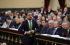 ep el senador del pp asier antona tras votar durante la sesion constitutiva de la xiv legislatura en