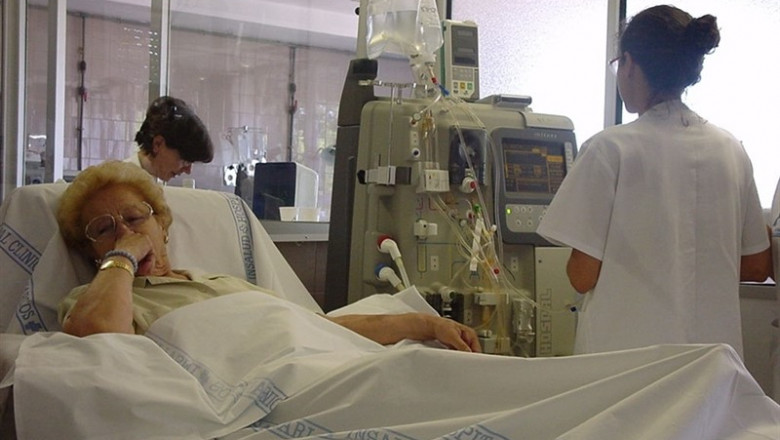 Enfermera trabajando en hospital | CEDIDA - Archivo ep enfermera trabajandohospital 20190723111717