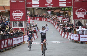 ep fabian cancellara celebra su victoria en la strade bianche de 2016