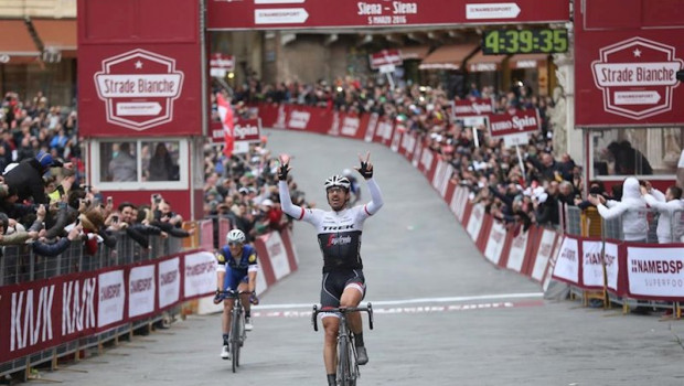ep fabian cancellara celebra su victoria en la strade bianche de 2016