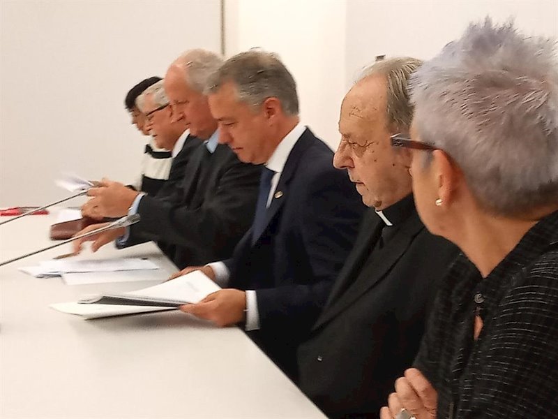 ep intervencion del lehendakari en la sede de la fundacion sabino arana en bilbao