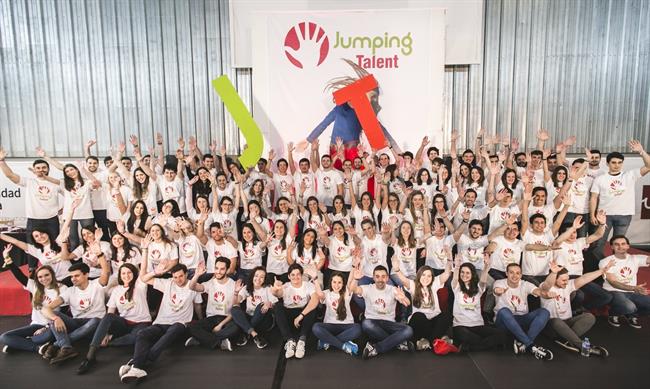 Jumping Talent respalda el futuro laboral de 96 jóvenes universitarios | UNIVERSIA ep jumping talent respaldafuturo laboral96 jovenes universitarios