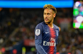 ep la uefa abreinvestigacion disciplinarianeymarsus criticas arbitrale