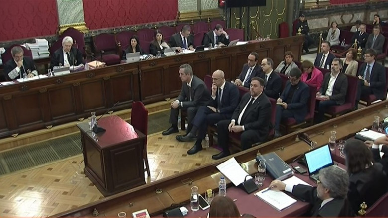 Los líderes independentistas en el banquillo de los acusados durante la tercera | POOL - Archivo ep los lideres independentistasbanquillolos acusados durantetercera 20190604072303