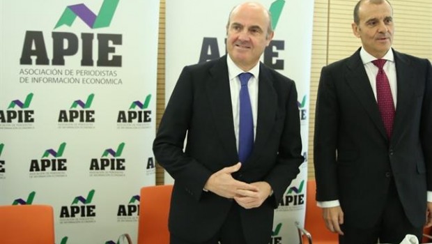 ep luisguindos participacursoeconomiaperiodistas 20170313180402