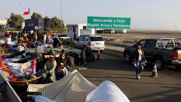 ep migrantes venezolanos en la frontera con chile
