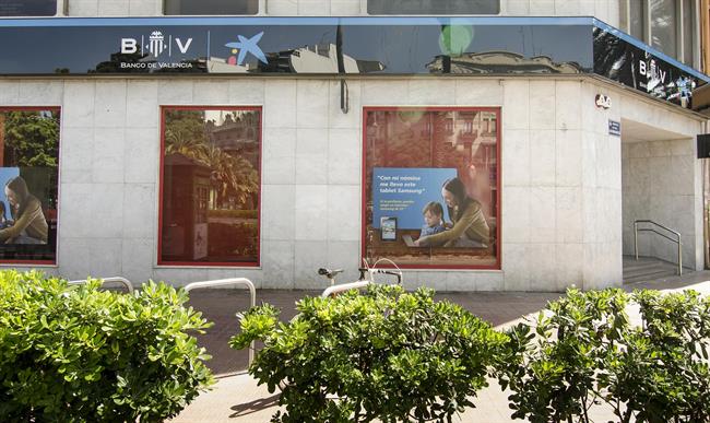 Oficina de Banco de Valencia con la nueva rotulación con CaixaBank | CAIXABANK/VICENTE A.JIMENEZ - Archivo ep oficinabancovalenciala nueva rotulacioncaixabank