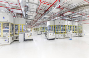 ep powerco comienza la produccion propia de baterias en su gigafactoria de salzgitter alemania
