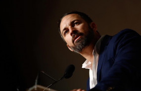 ep presidentevox santiago abascal intervieneun actosu partidogranada ep presidentevox santiago abascal intervieneun actosu partidogranada