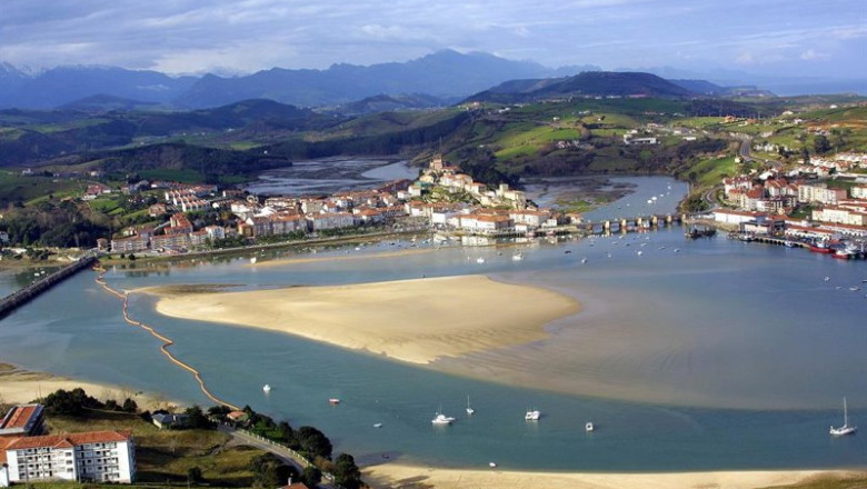 San Vicente de la Barquera. Pueblo. Villa. Cantabria. Turismo. Paisaje. Mar. Montaña. Playa. Picos de Europa | AYUNTAMIENTO ep san vicente de la barquera pueblo villa cantabria turismo paisaje mar montana playa picos de