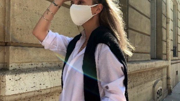 ep uniqlo lanza su gama de mascarillas en espana