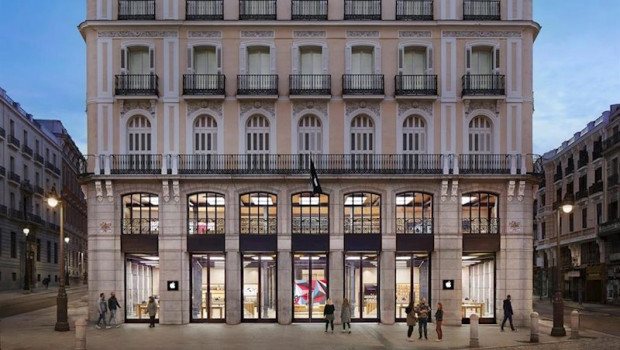 ep apple store de la puerta del sol en madrid ep apple store de la puerta del sol en madrid